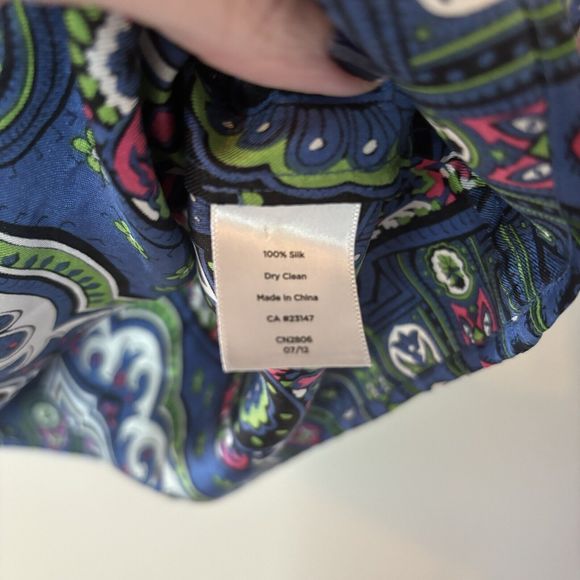Talbots 100% Silk 3/4 Sleeve Blouse Paisley Top Colorful Pink Blue Size 4 - Picture 5 of 7